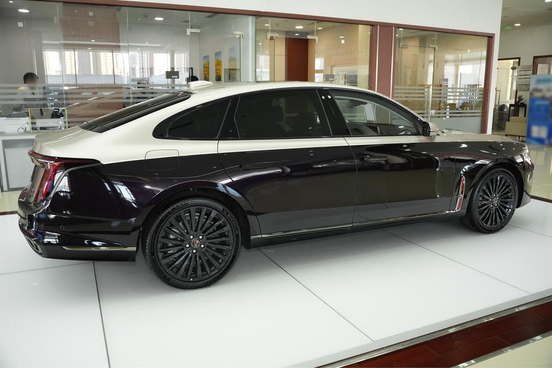 Hongqi H9 2026, фото 8