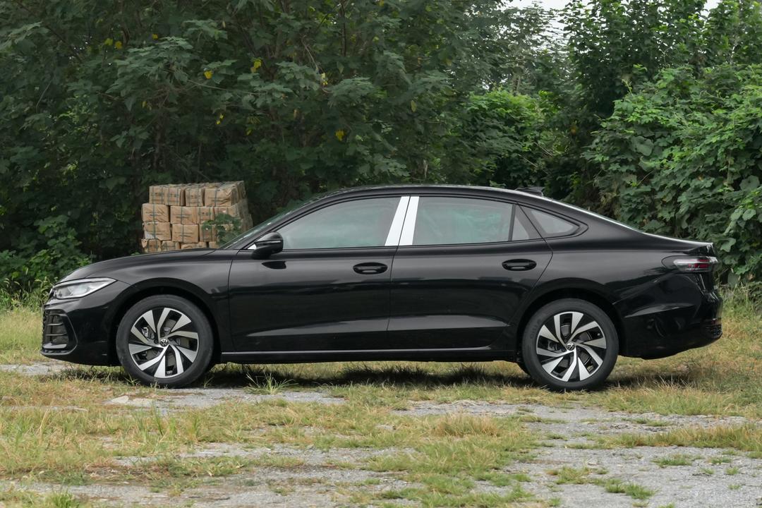Volkswagen Passat 2026, фото 4