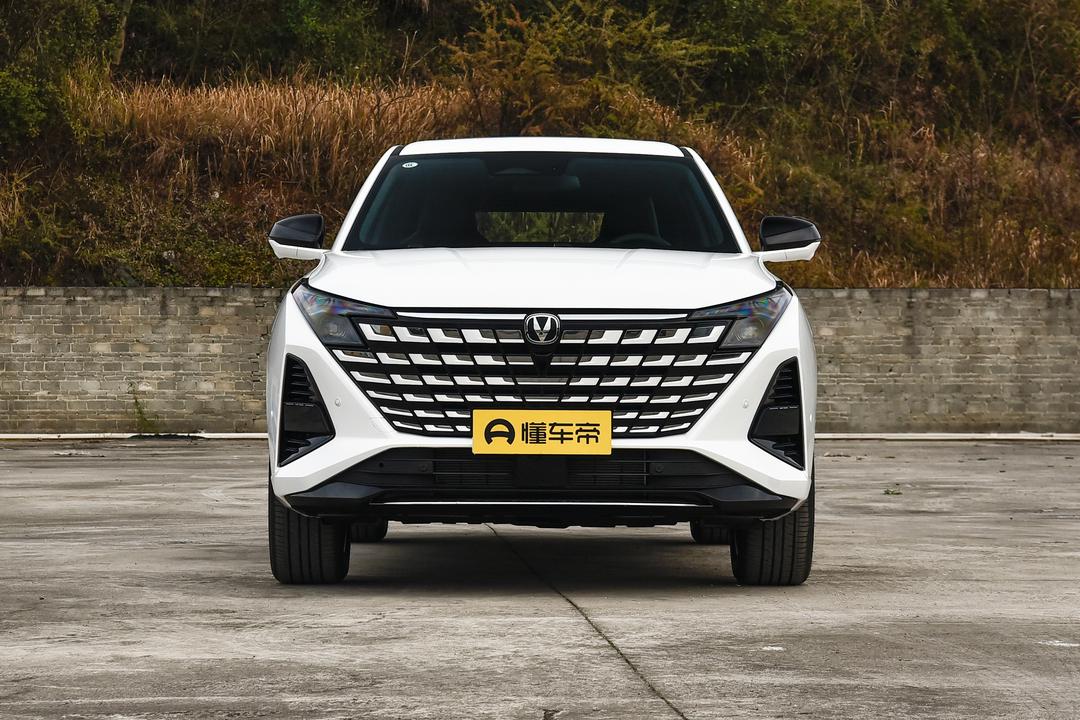 Changan UNI-Z 2026, фото 2