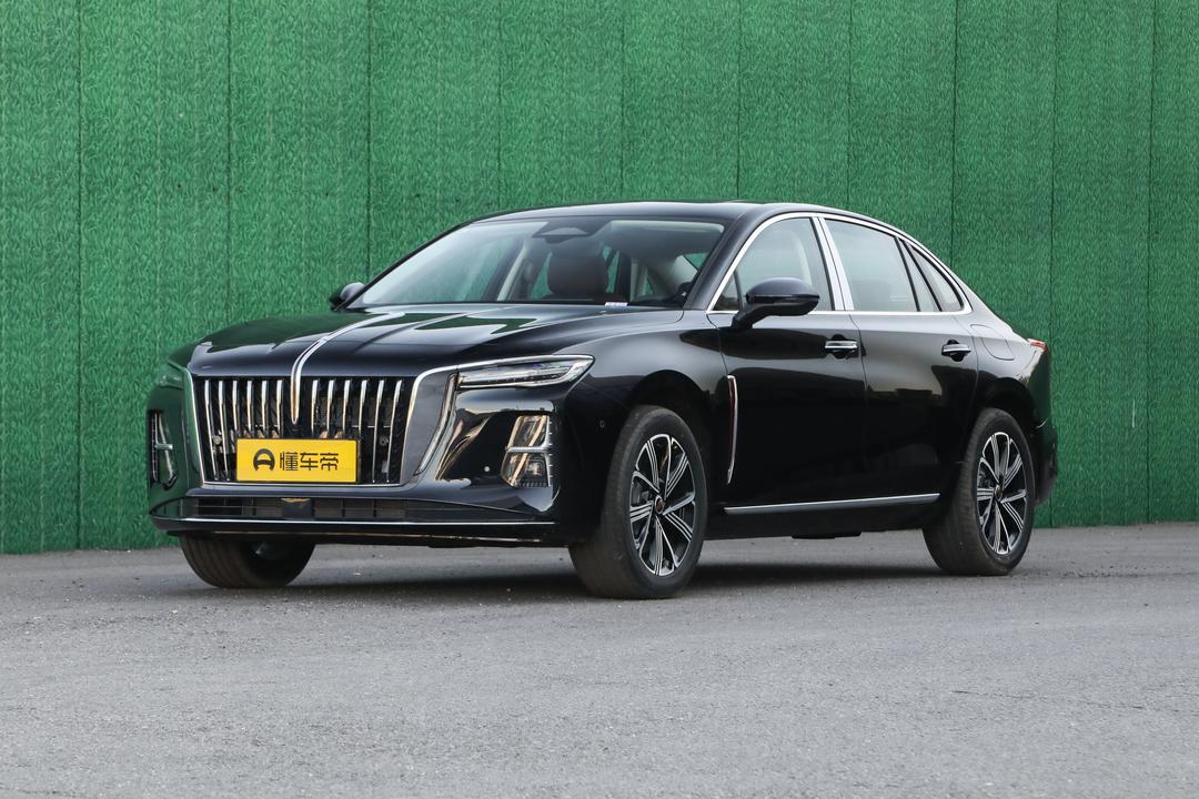 Hongqi H5 PHEV 2026, фото 1