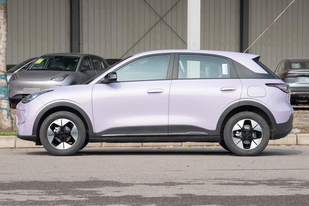 Geely EX2 2026, фото 4