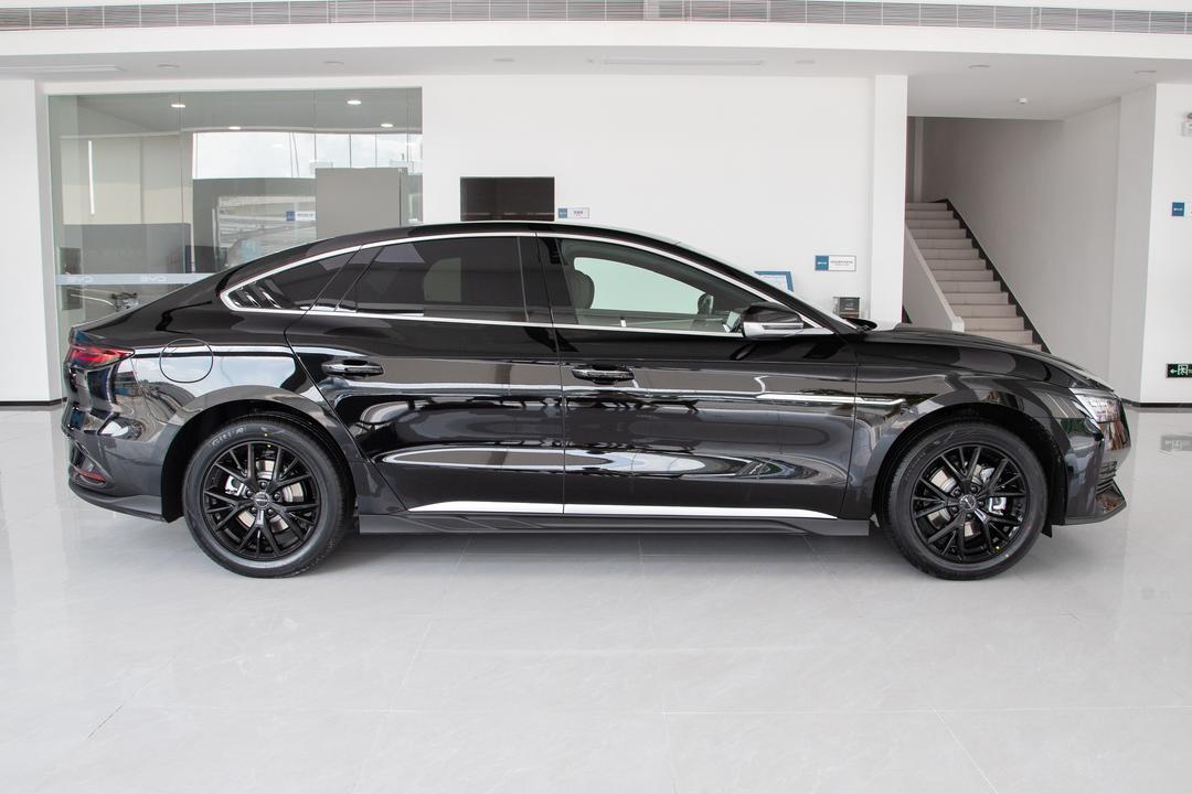 BYD e9 2026, фото 8