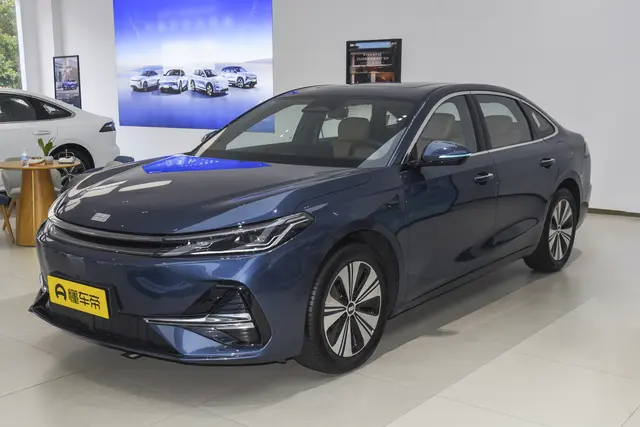 Geely A7 EM 2026 — купить из Китая под заказ