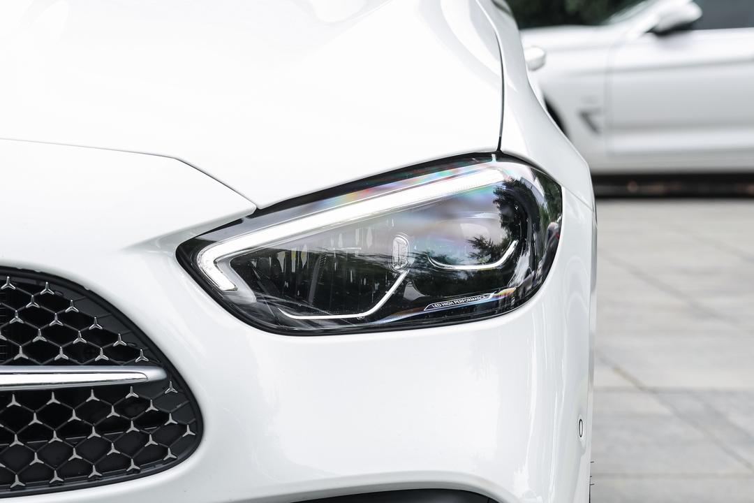 Mercedes-Benz C-Class 2026, фото 12