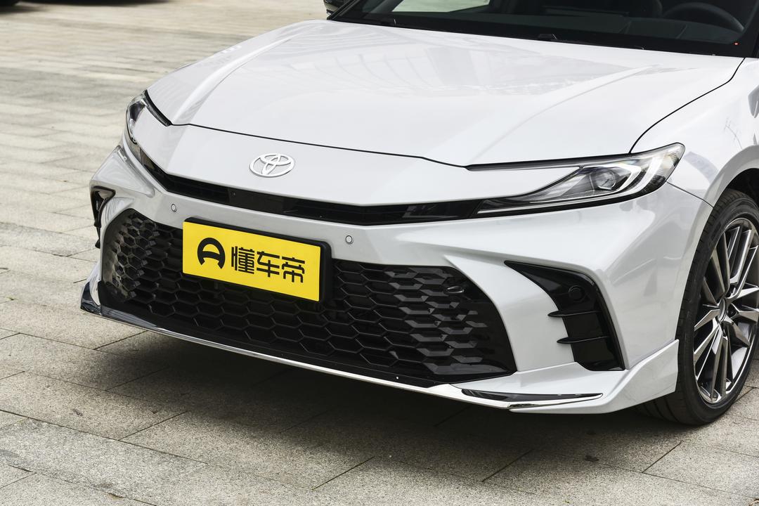 Toyota Camry 2026, фото 9