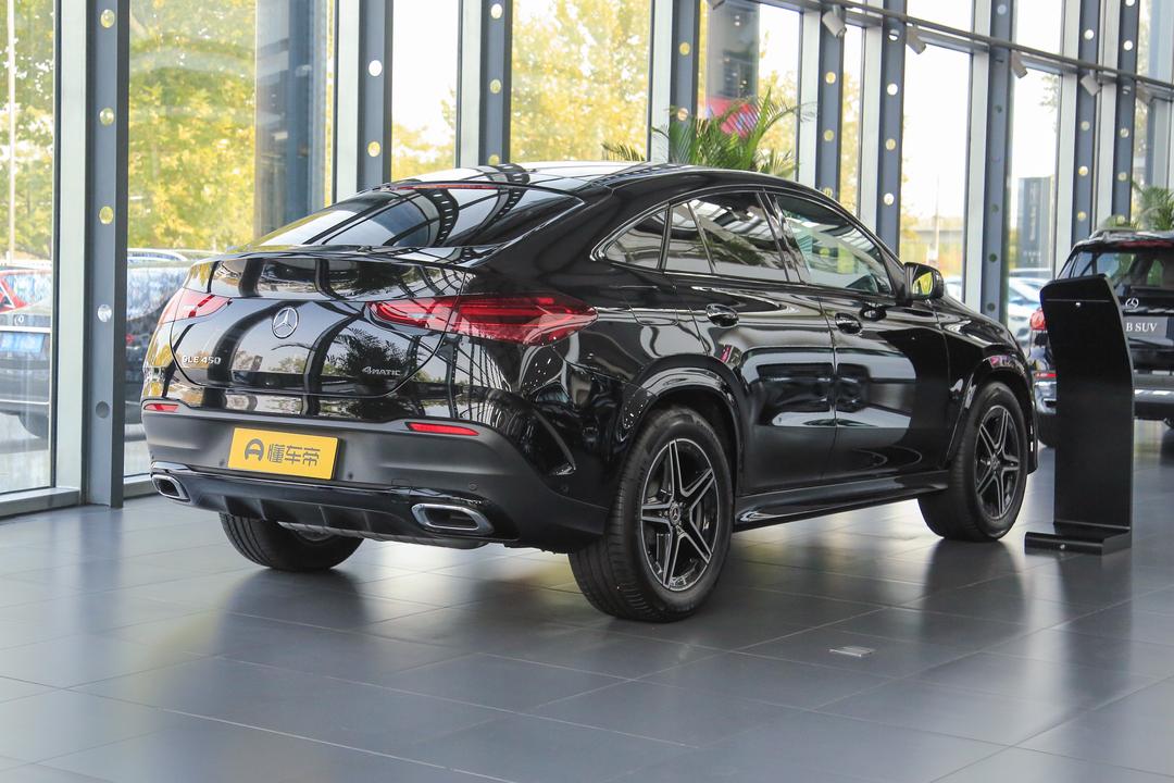 Mercedes-Benz GLE Coupe 2026, фото 7