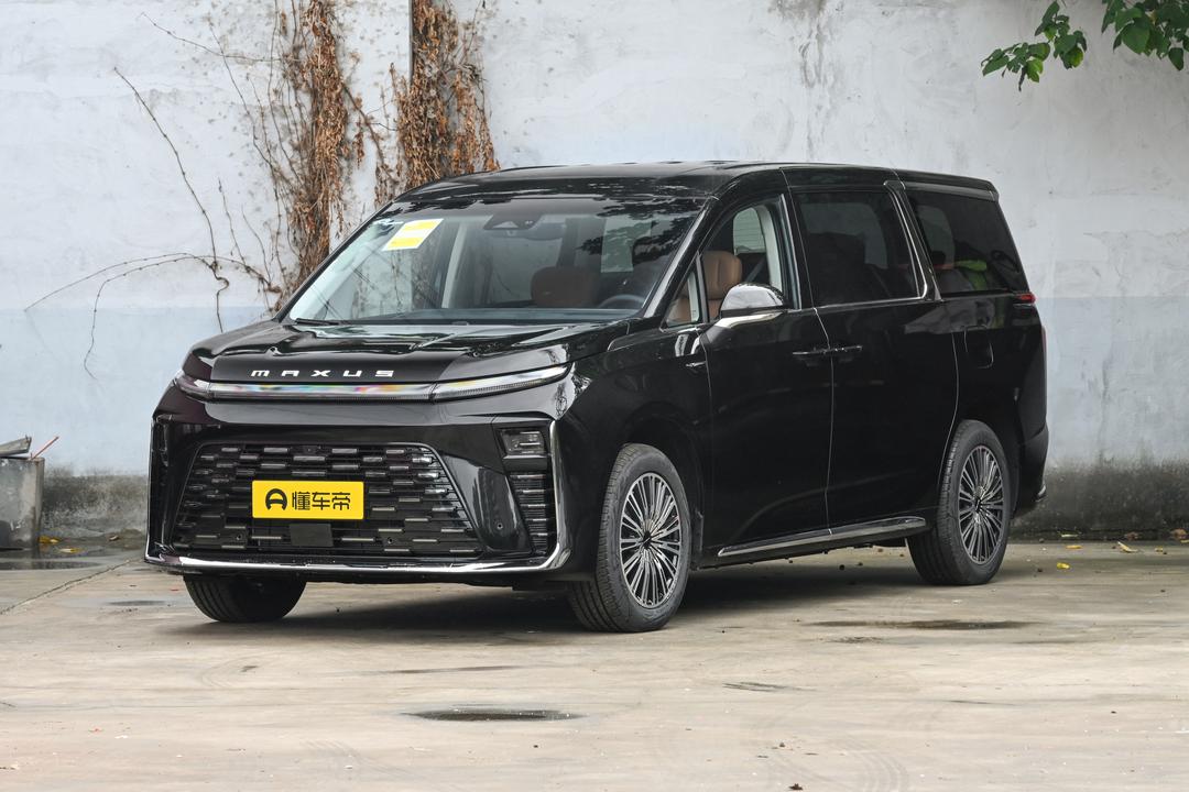Maxus Mifa 9 EV 2026, фото 1