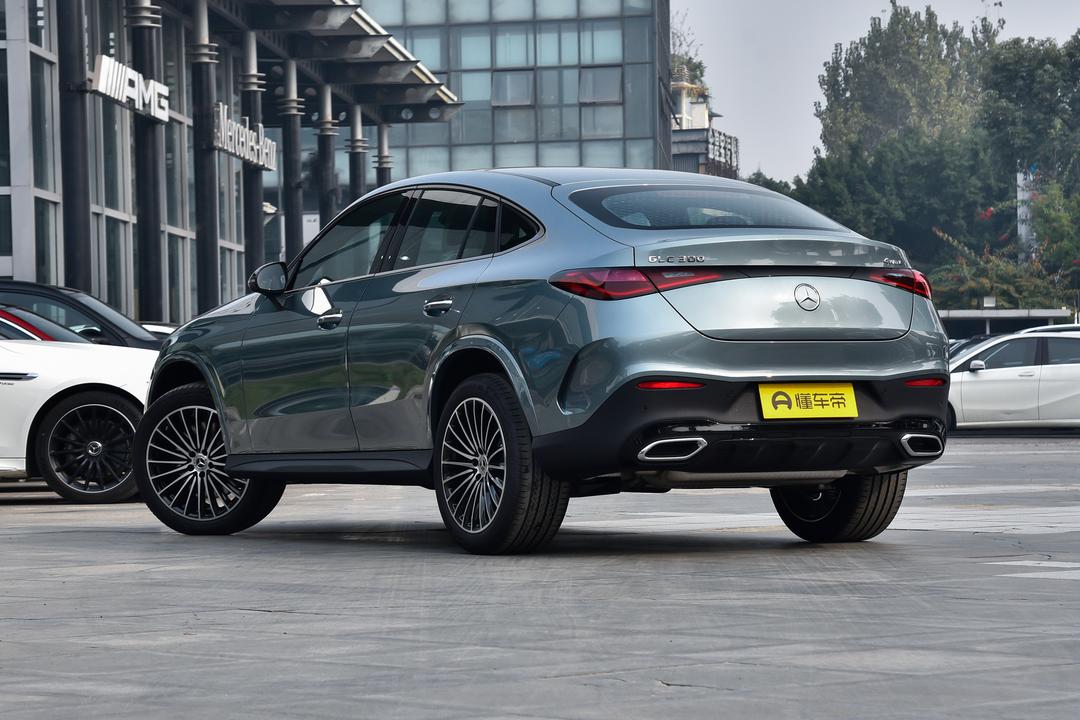 Mercedes-Benz GLC Coupe 2026, фото 5