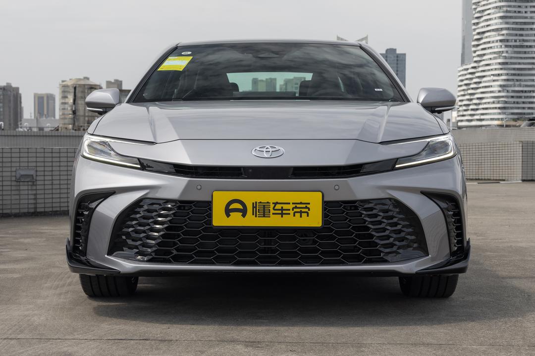 Toyota Camry 2026, фото 12