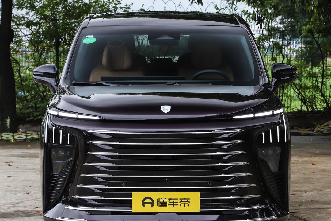 Dongfeng Starlight V9 2026, фото 12