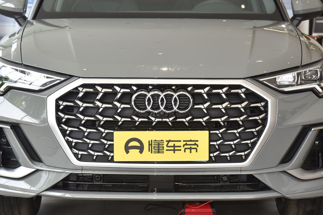 Audi Q3 2026, фото 10