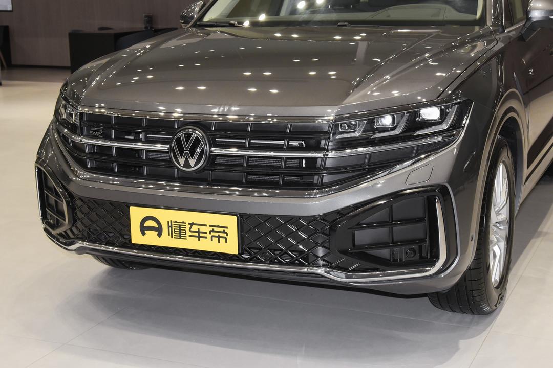 Volkswagen Touareg 2026, фото 9