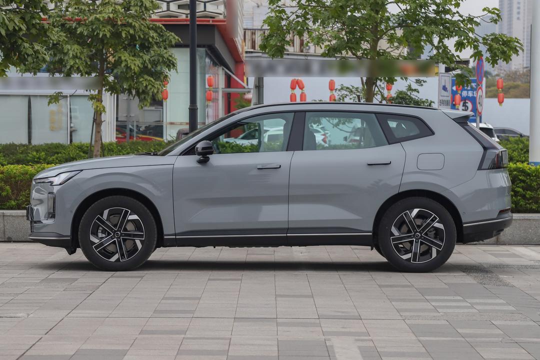 Volvo XC70 2026, фото 4