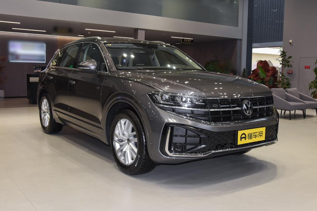 Volkswagen Touareg 2026, фото 3