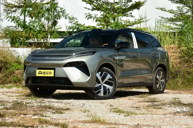 BYD Tang L DM 2026 — купить из Китая под заказ