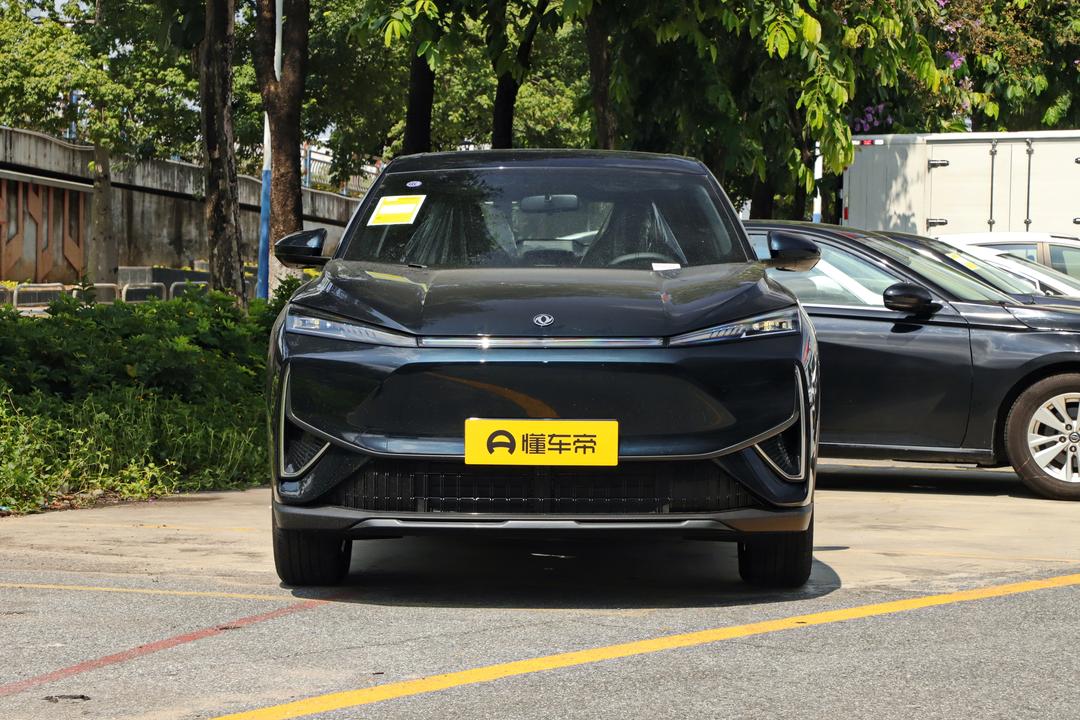 Dongfeng L7 PHEV 2026, фото 2
