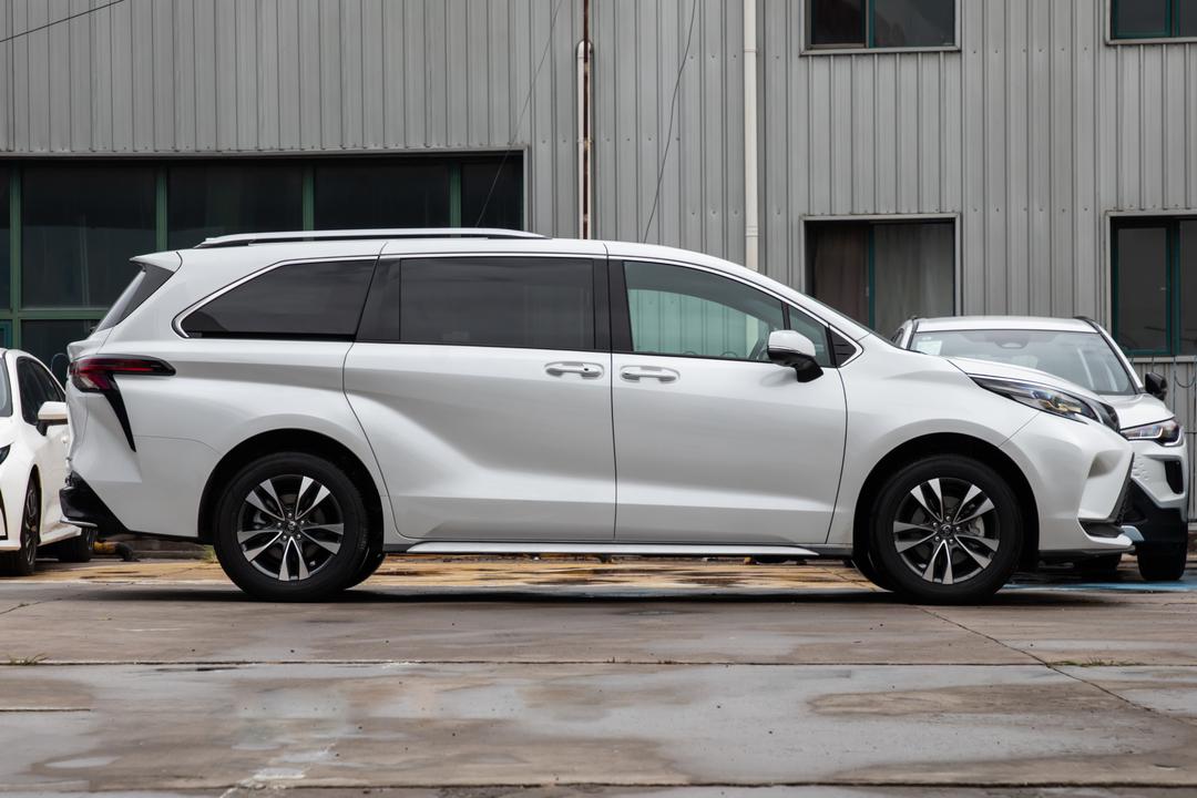 Toyota Granvia 2026, фото 8