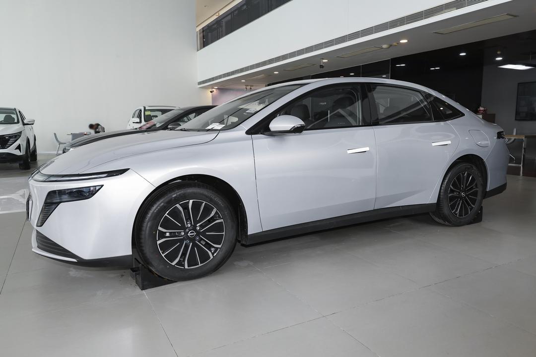 Nissan N6 2026, фото 4