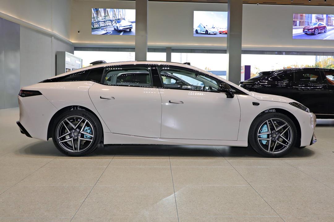 GAC Hyptec GT 2026, фото 8