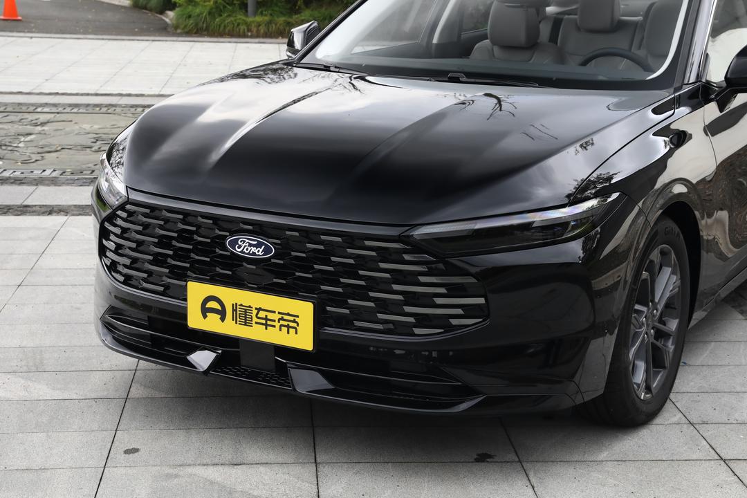 Ford Mondeo 2026, фото 9