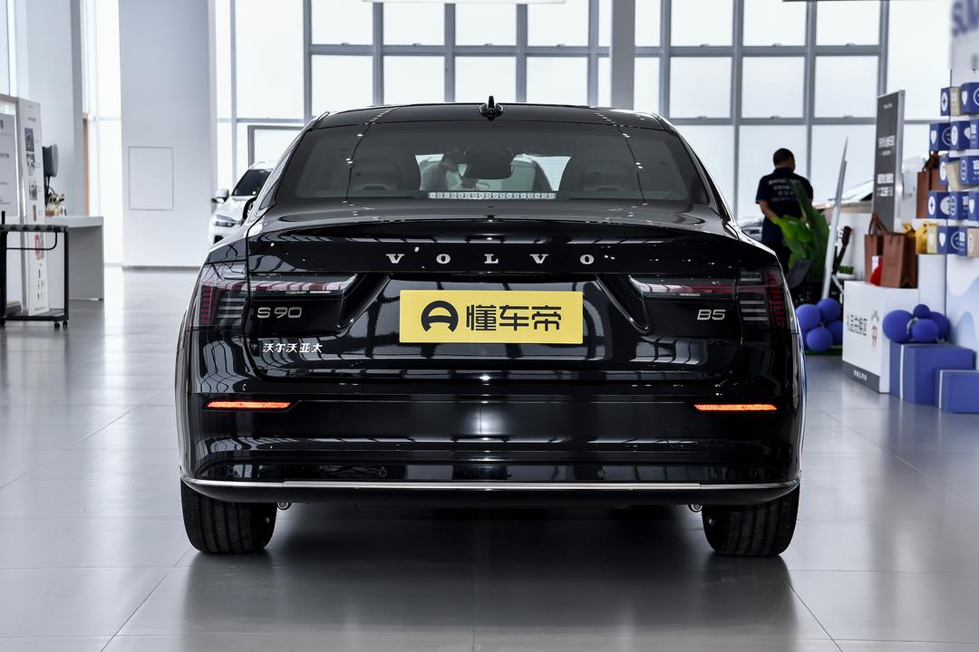 Volvo S90 2026, фото 6