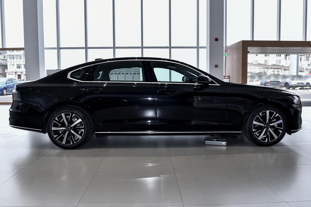 Volvo S90 2026, фото 8