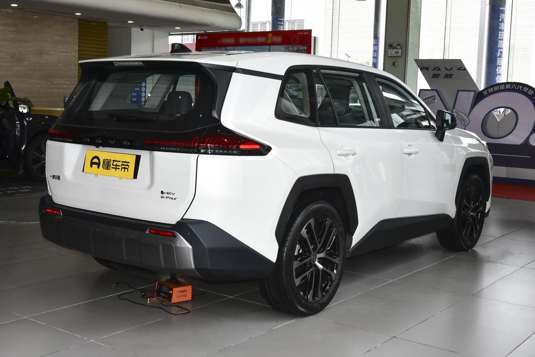 Toyota RAV4 2026, фото 7