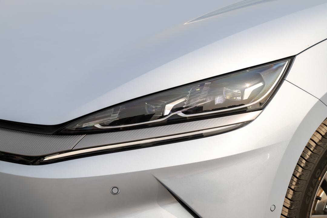 BYD Qin L EV 2026, фото 14