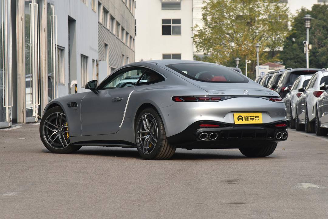 Mercedes-Benz AMG GT 2026, фото 5