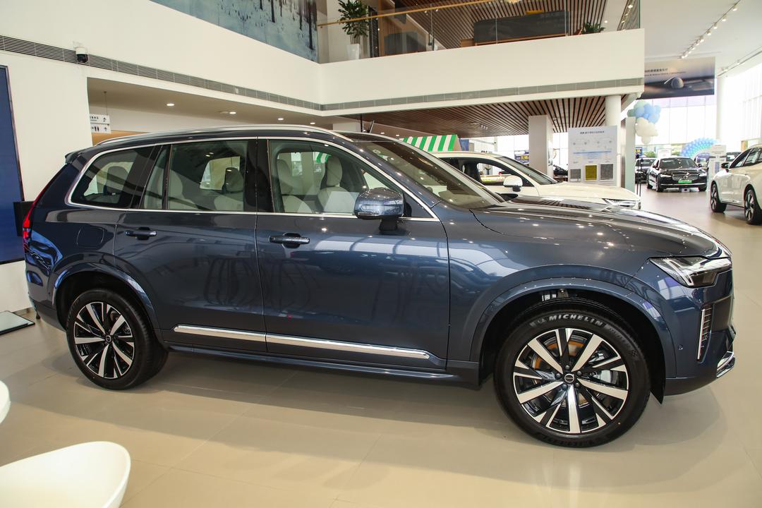 Volvo XC90 2026, фото 8