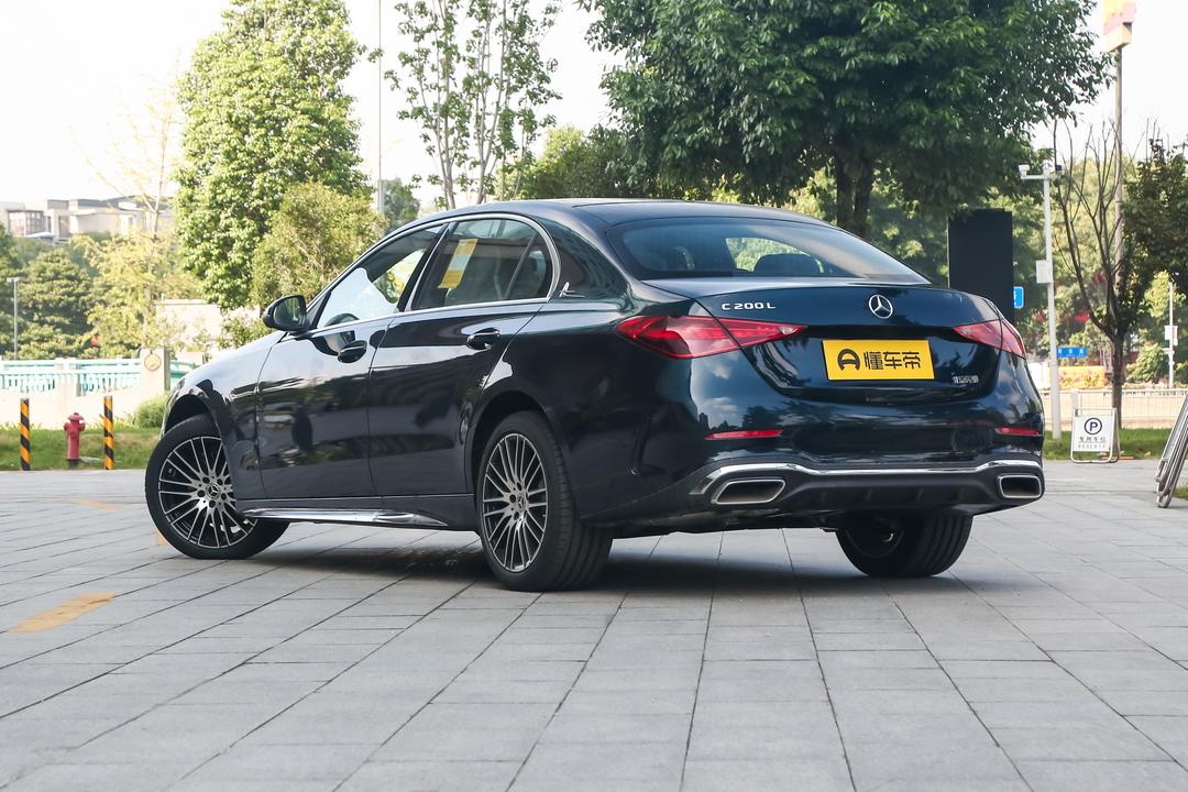 Mercedes-Benz C-Class 2026, фото 5