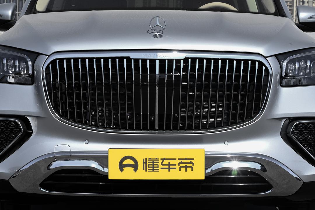 Mercedes-Benz Maybach GLS 2026, фото 7