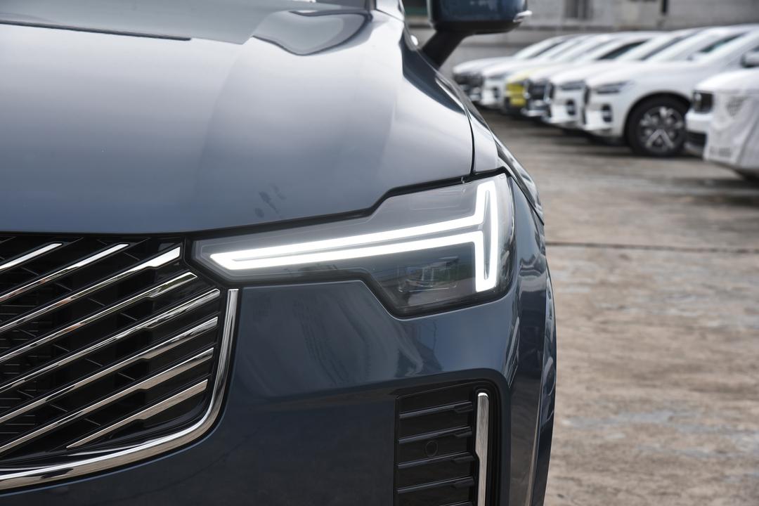 Volvo XC90 2026, фото 12