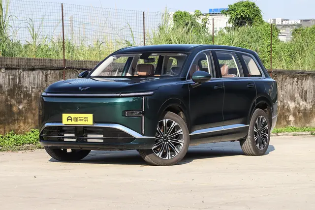 Wuling Xingguang L 2026 — купить из Китая под заказ