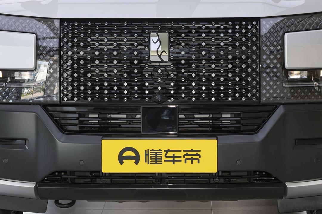 BYD U8 2026, фото 10