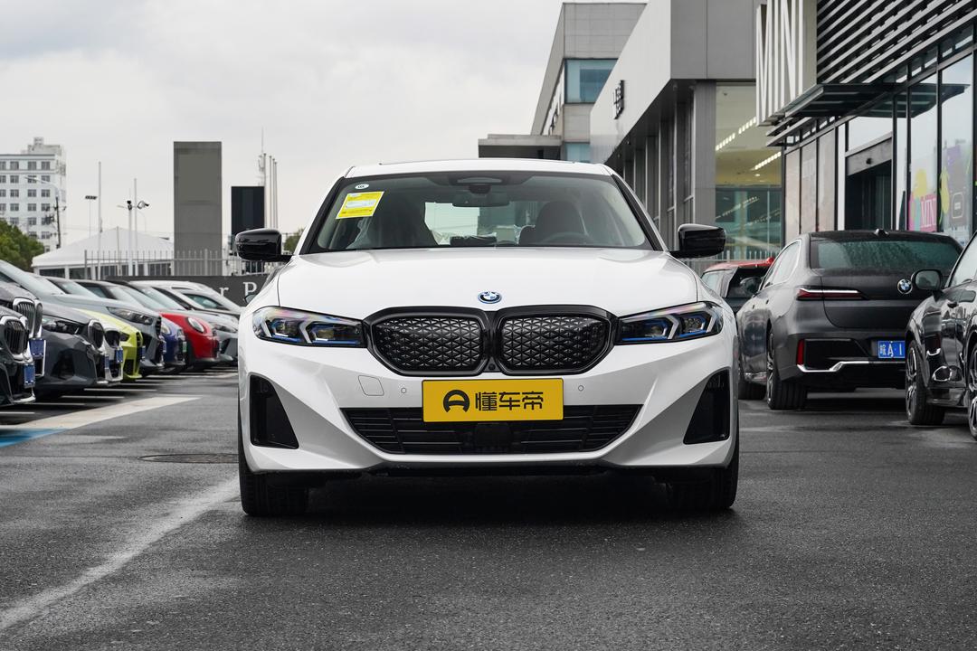 BMW i3 2026, фото 2