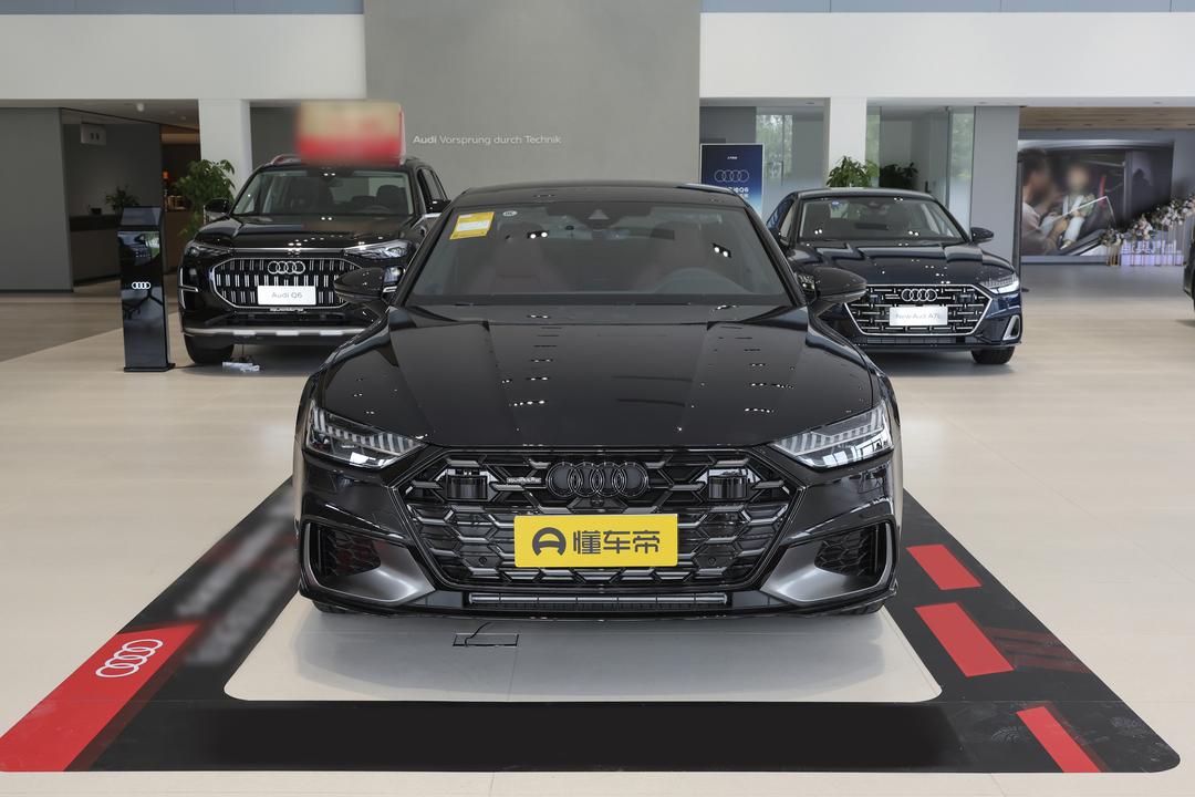 Audi A7L 2026, фото 2