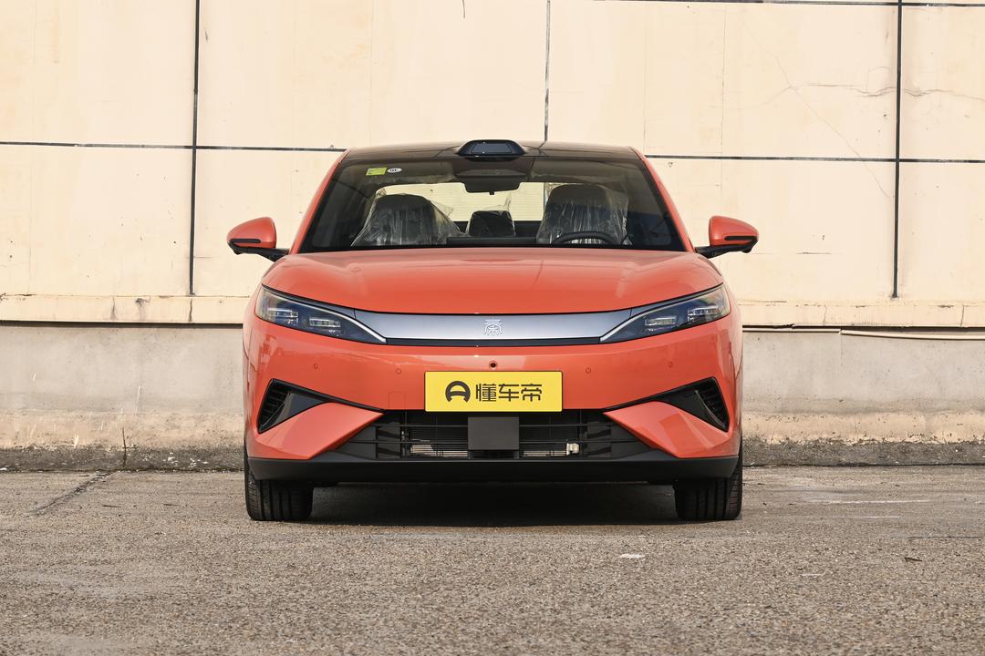 BYD Qin MAX EV 2026, фото 2