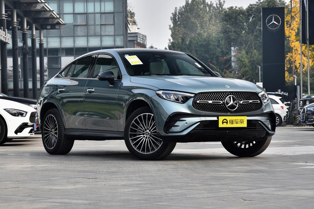 Mercedes-Benz GLC Coupe 2026, фото 3