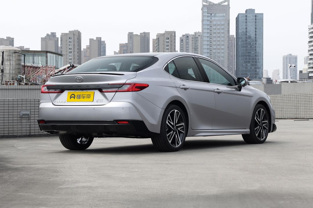 Toyota Camry 2026, фото 7
