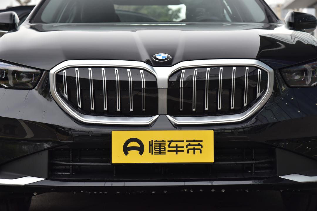 BMW 5 Series 2026, фото 10