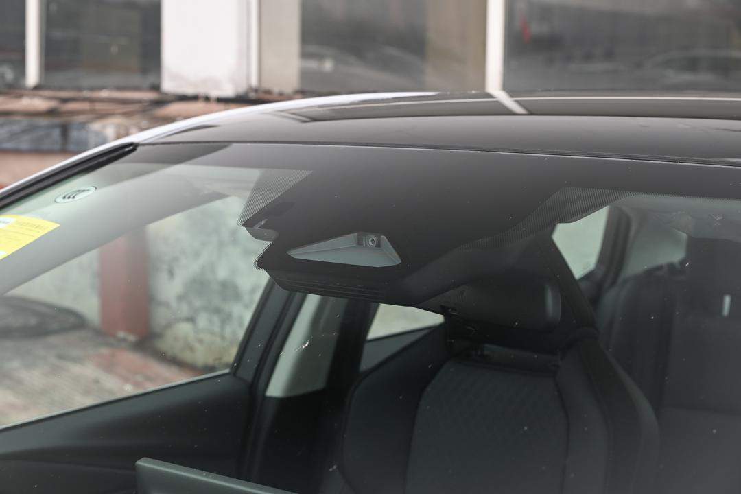 Toyota Camry 2026, фото 15