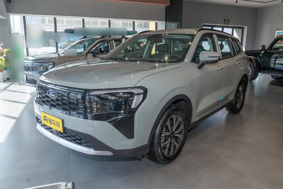 Ford EQUATOR Sport 2026, фото 1