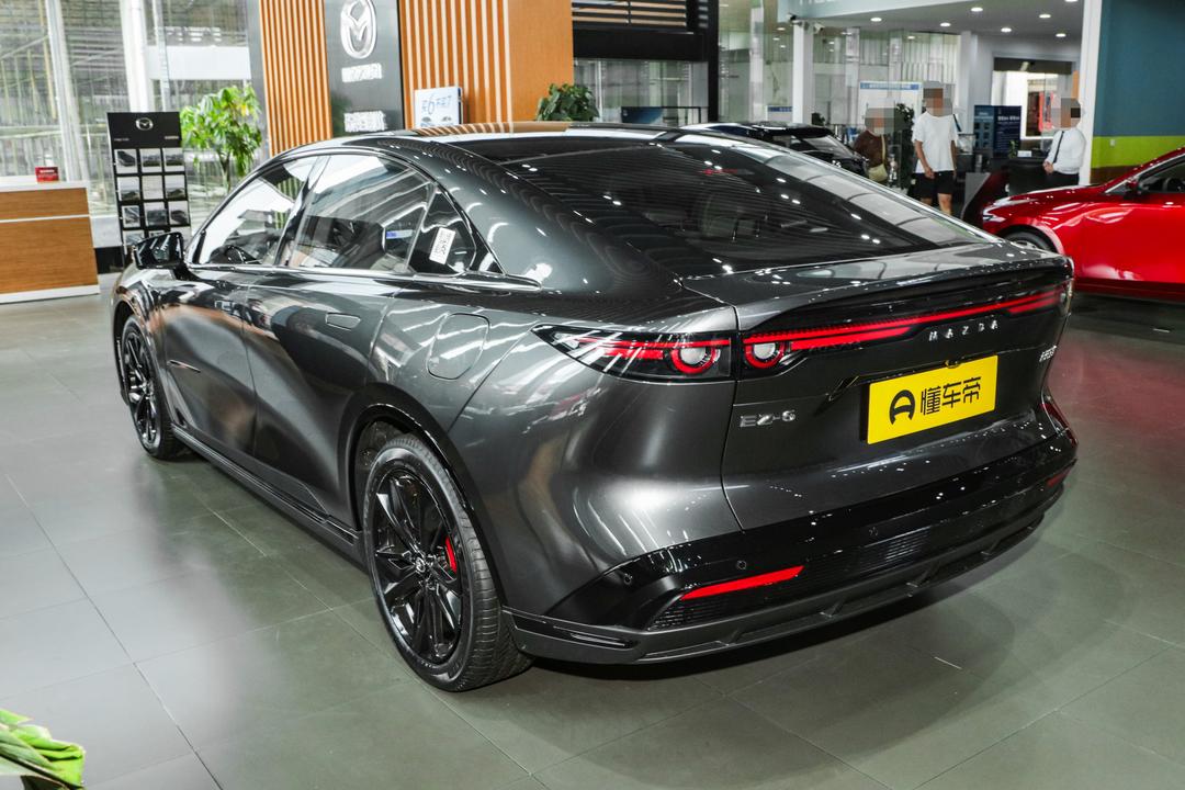 Mazda EZ-6 2026, фото 5