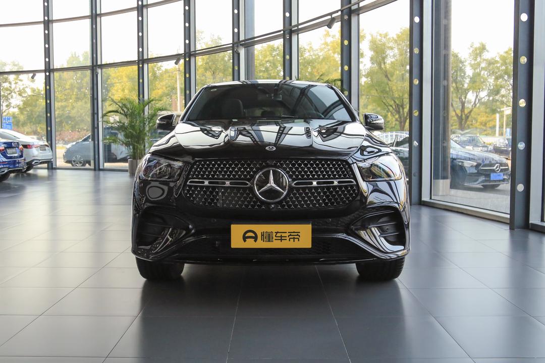 Mercedes-Benz GLE Coupe 2026, фото 2