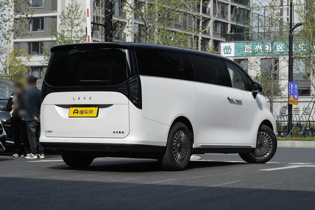 Geely Yizhen L380 2026, фото 7