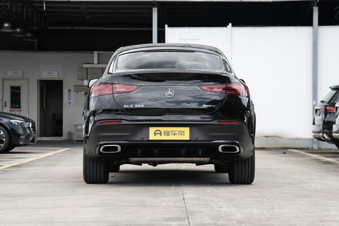 Mercedes-Benz GLE Coupe 2026, фото 6