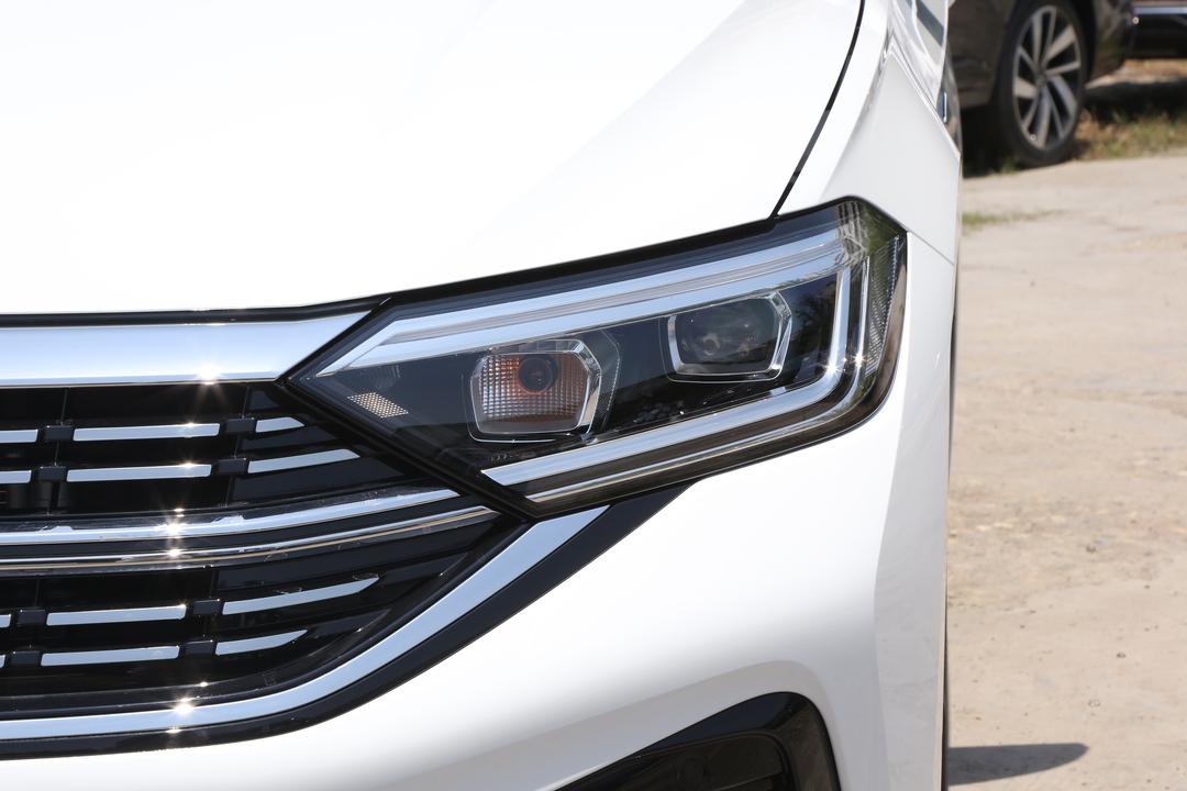 Volkswagen Sagitar 2026, фото 11