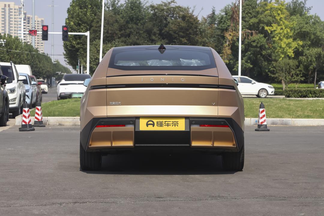 Hyundai IONIQ V 2026, фото 6