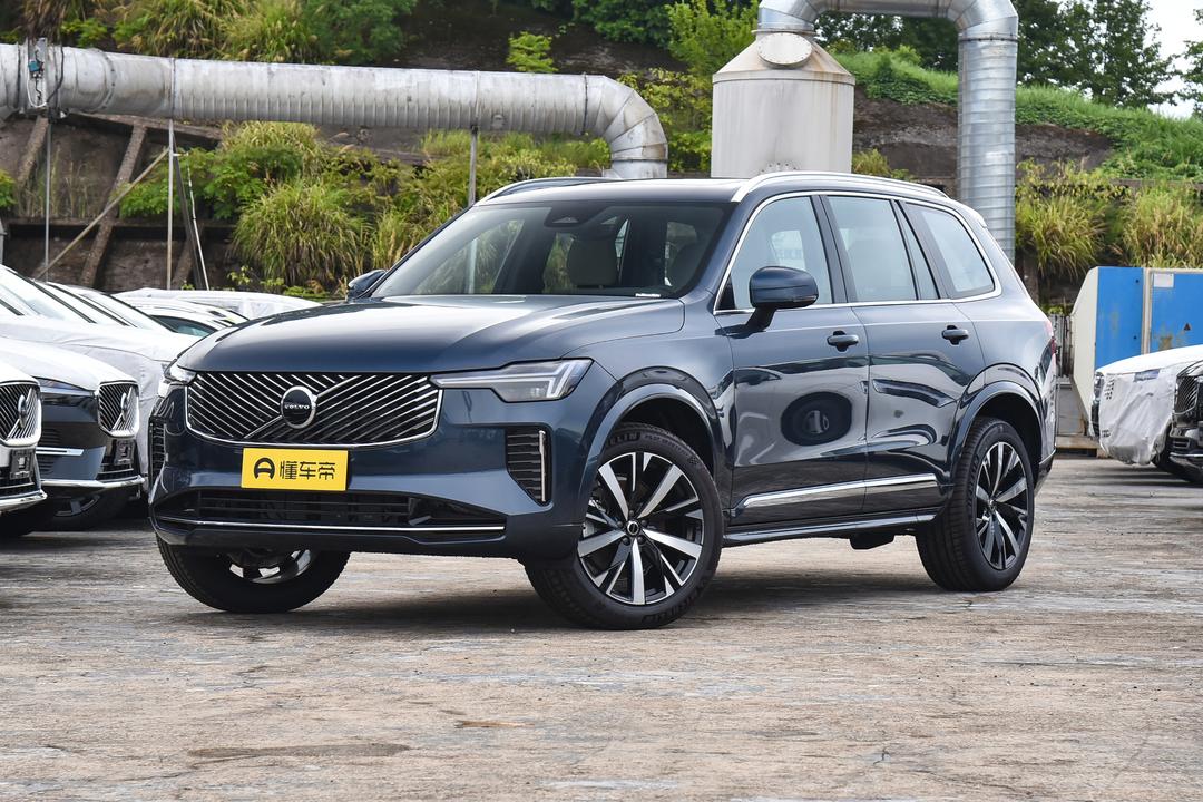 Volvo XC90 2026, фото 1
